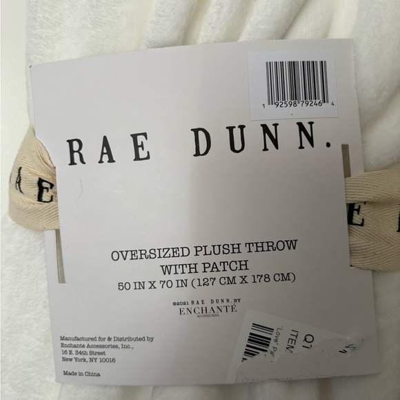 Rae Dunn White LOVE Blanket - Picture 2 of 2
